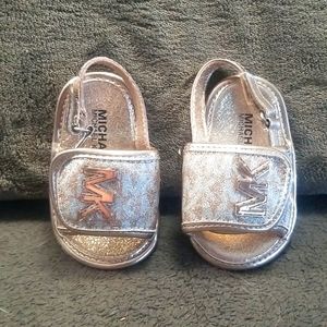 🇺🇸 Michael Kors Sandles